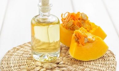 Aceite de cabaza para parásitos de cría
